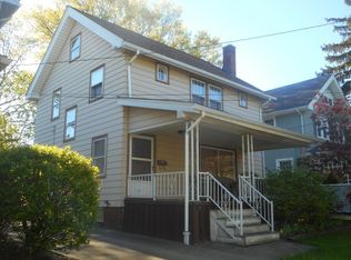 1517 Larchmont Ave, Lakewood, OH 44107