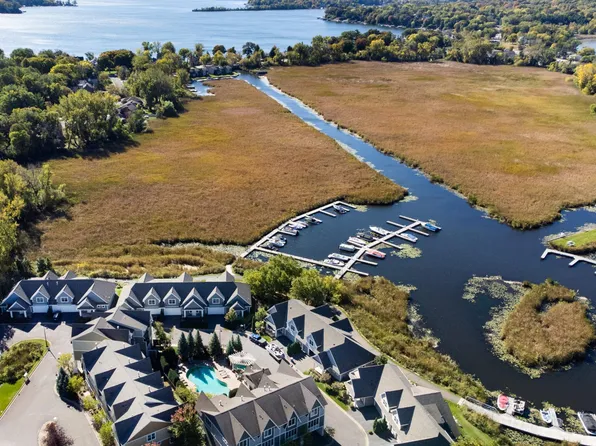 2315 Lost Lake Ct, Mound, MN 55364