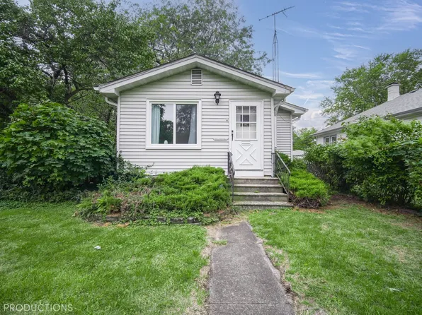 131 S Park Rd, Joliet, IL 60433