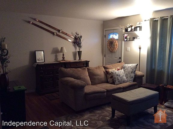 5th image of 209 E Tycksen Dr