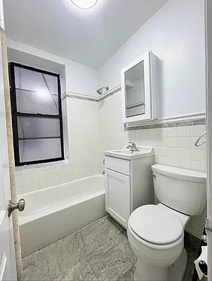 Rented by Heritage Realty LLC | media 6