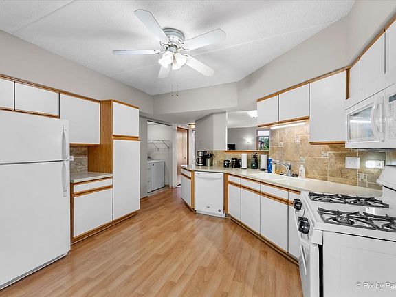 4th image of 5101 Deblin Ln APT 2A