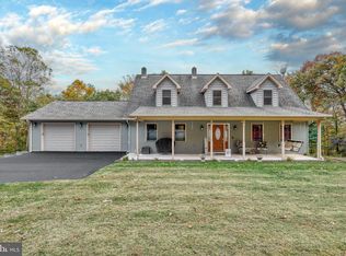 90 Buck Rd, Dover, PA 17315