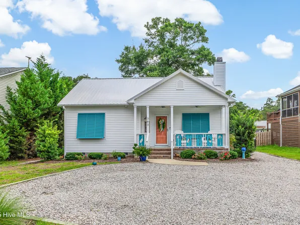 303 W Oak Island Drive, Oak Island, NC 28465
