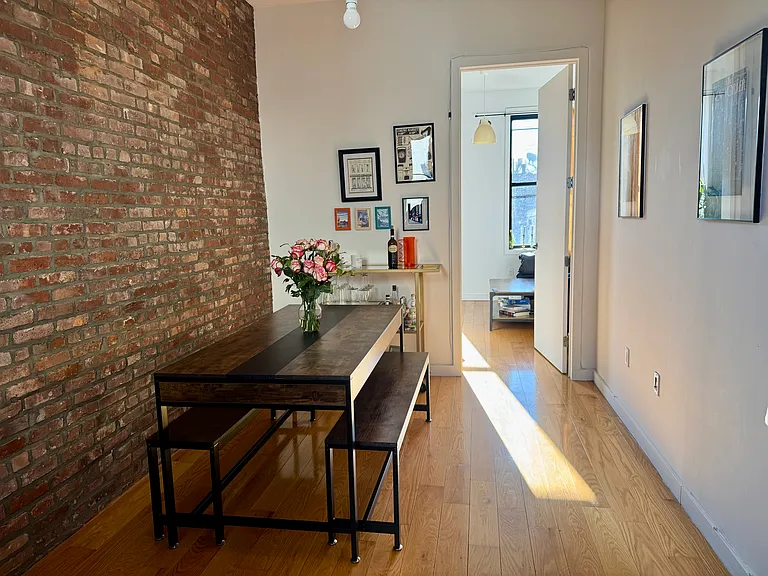 457 Jefferson Ave #3R — Photo 1