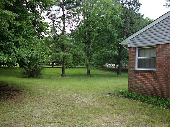 2nd image of 15 A Hancock Dr