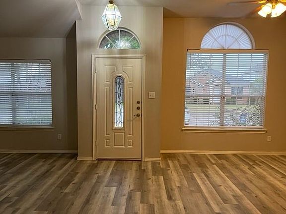 2nd image of 3803 Rose Ct