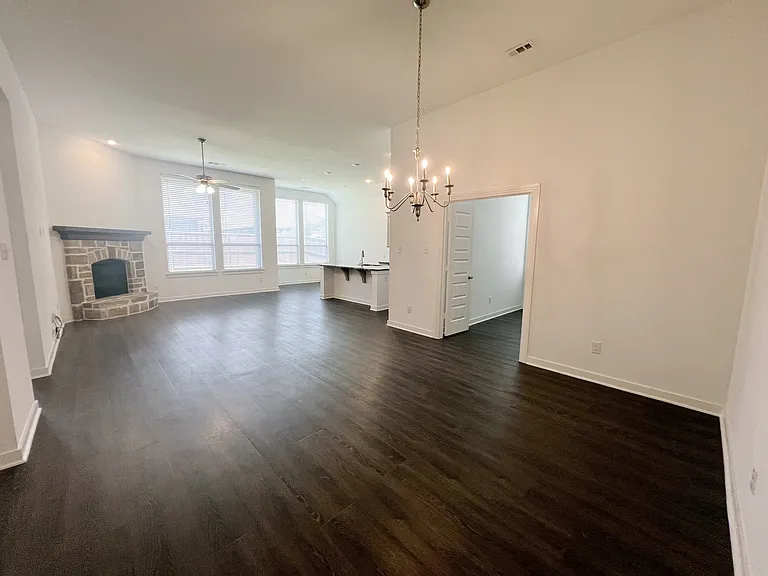 1120 Sheldon Dr — Photo 14