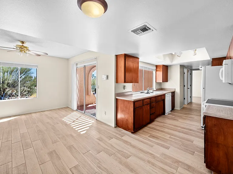 6109 N Zorrela Segundo — Photo 20