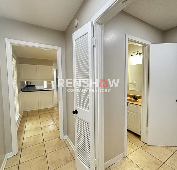 2302 Hawksmoor Pl — Photo 8