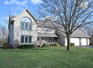 N102W16808 Bittersweet Trl, Germantown, WI 53022