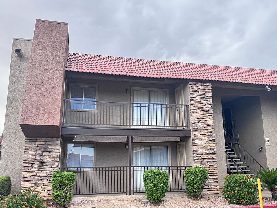 1st image of 5321 River Glen Dr