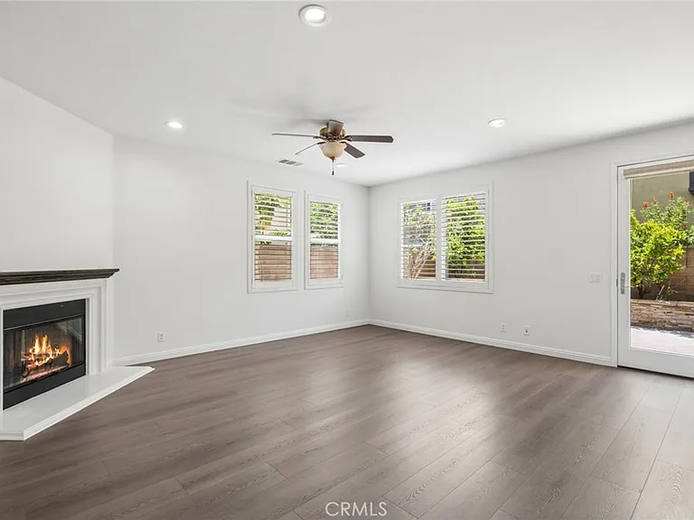 27 Daphne — Photo 10