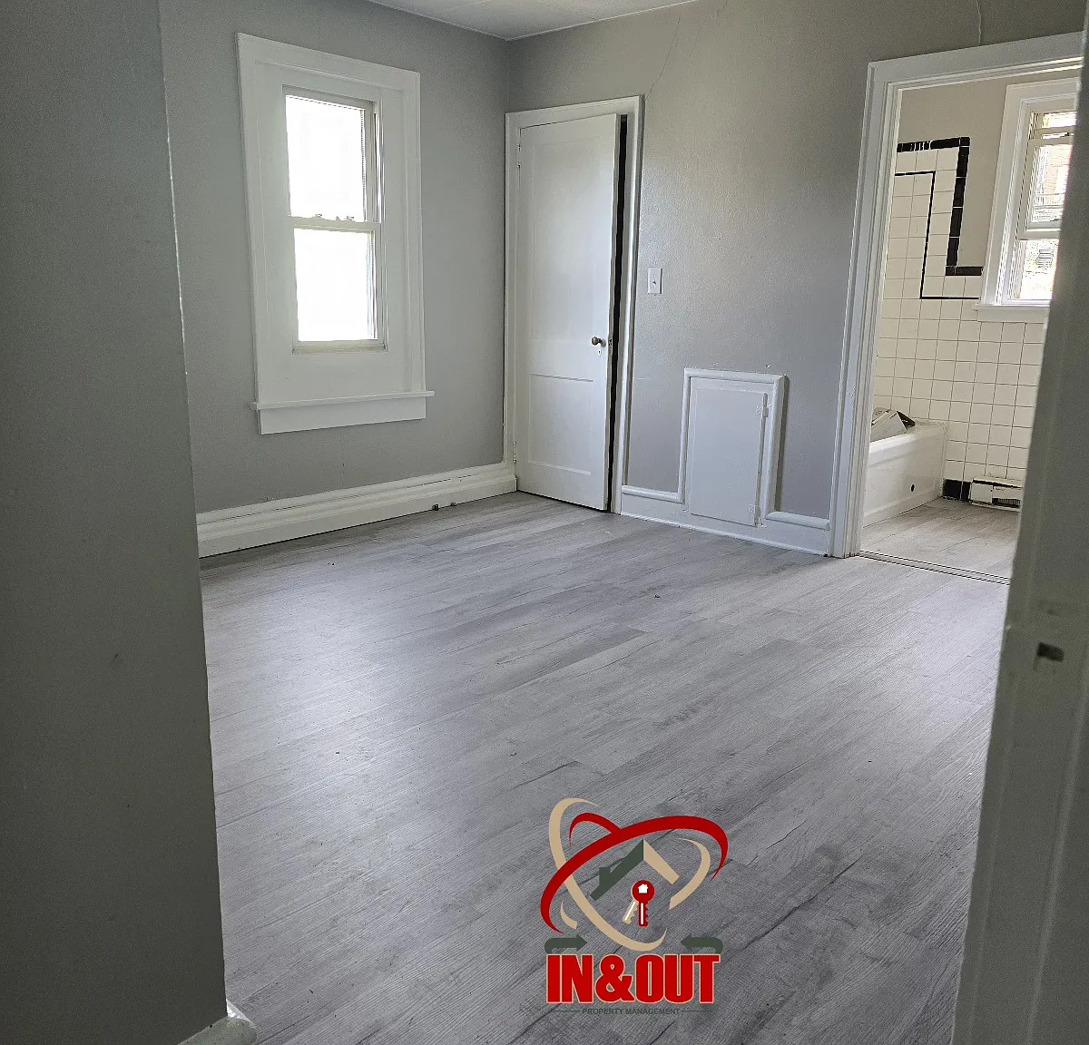205 Monroe st - 3 — Photo 4