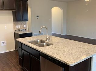 3221 Keathley Dr, Lorena, TX 76655