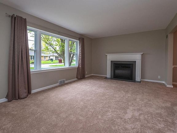2nd image of 2320 N 101st St