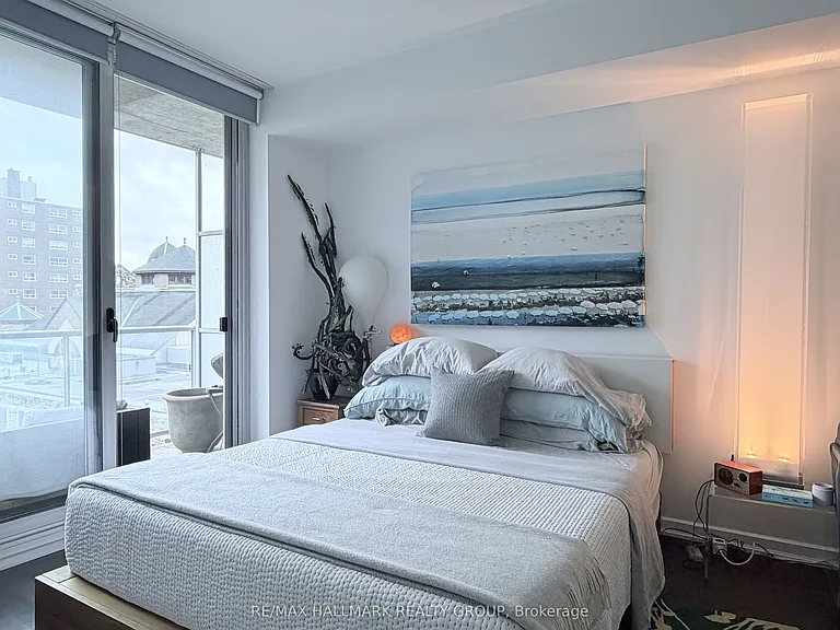 300 Lisgar St #503 — Photo 11