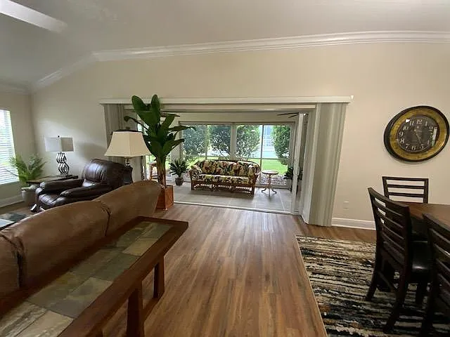 708 Chapman Loop — Photo 6