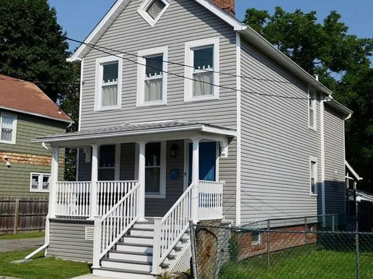 14 S Cedar St — Photo 2