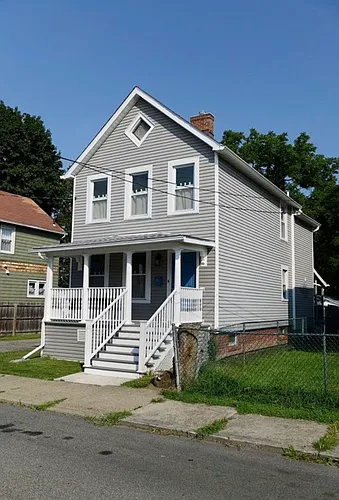 14 S Cedar St Photo 1