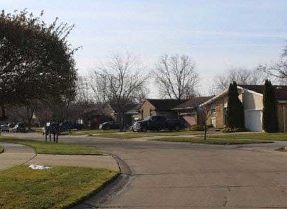 4th image of 27268 Polk Ave