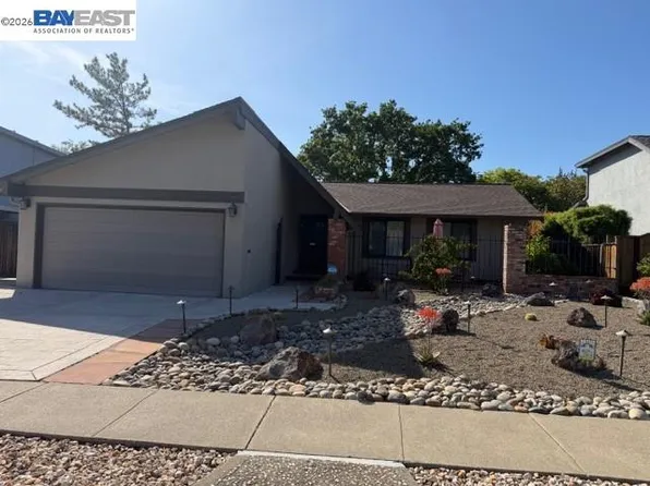 3511 Touriga Dr, Pleasanton, CA 94566