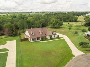 7833 Mapache Ct, Bryan, TX 77808