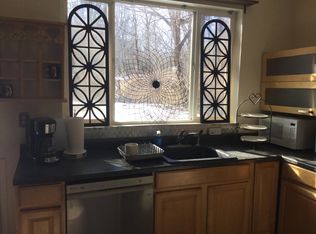 40 Plains Rd, New Paltz, NY 12561