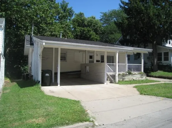 300 Melrose Ct, Iowa City, IA 52246