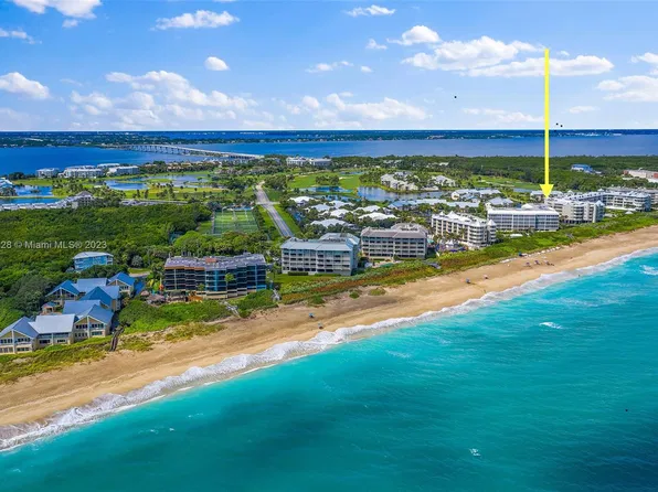 529 NE Plantation Rd APT 408, Stuart, FL 34996