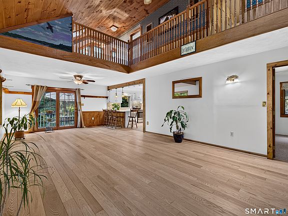 5th image of 52 Hanover Versailles Road