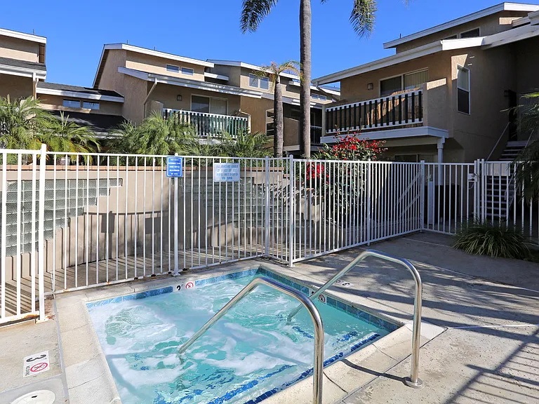 Pool-side view of the Jacuzzi with bubbling water
