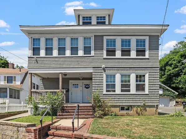 95 Jackson St, Salem, MA 01970