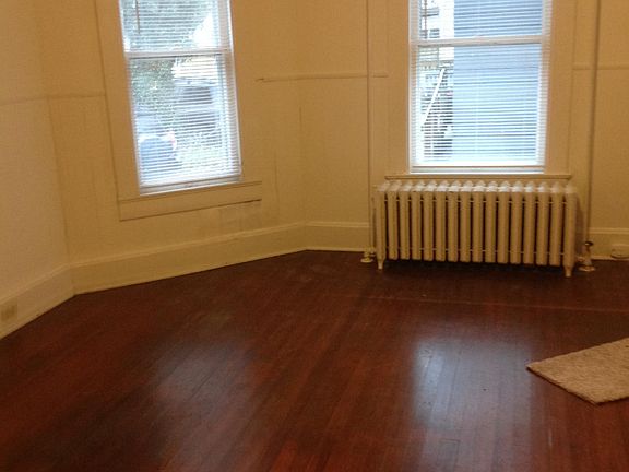 4th image of 305 Park Ave #1