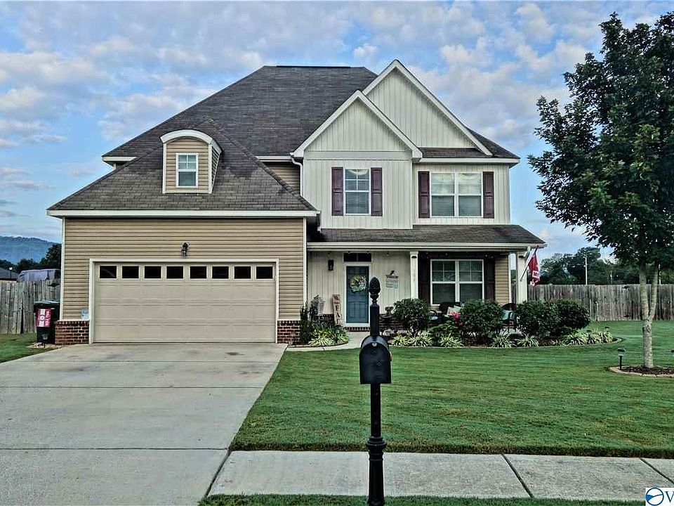 1st image of 104 Huntview Dr