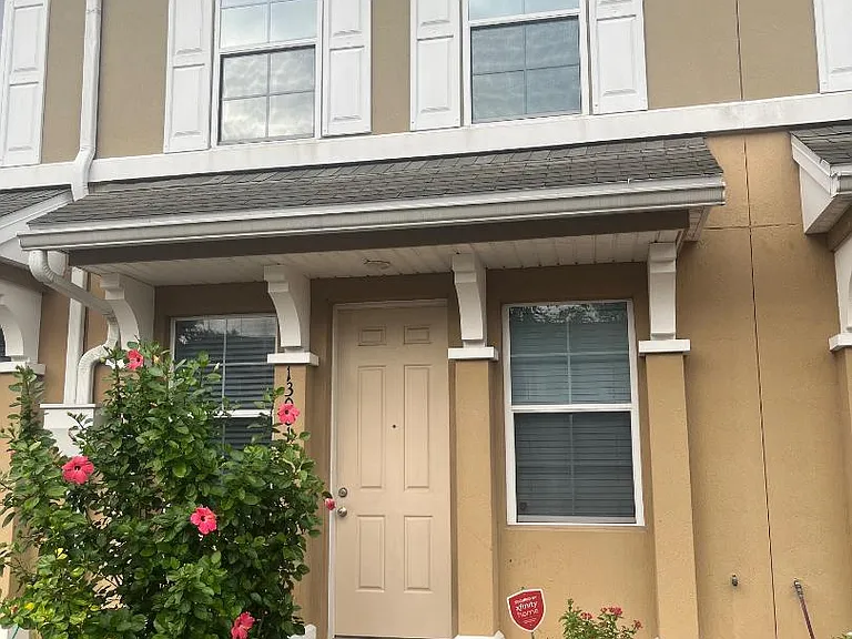 13001 Surfside Dr — Photo 2
