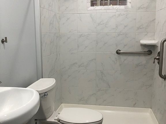 4th image of 3122 S 53rd Ct #1
