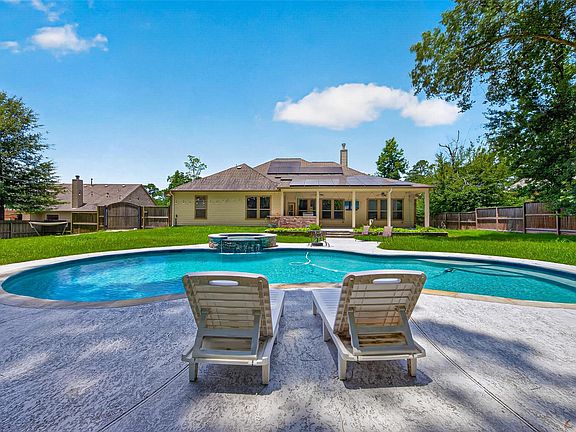 5th image of 28510 Redwood Cliff Ln