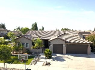 382 Noni Ave, Escalon, CA 95320