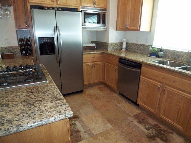 2nd image of 16857 Roosevelt Ln