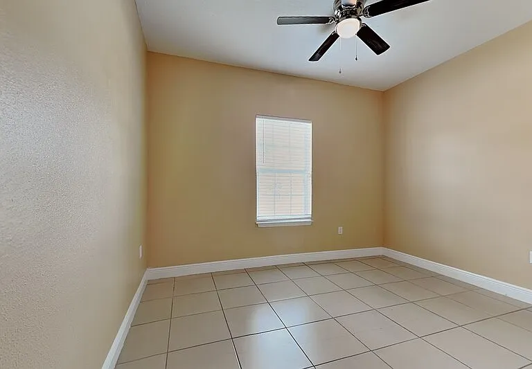 5017 SW 165th Street Rd — Photo 12