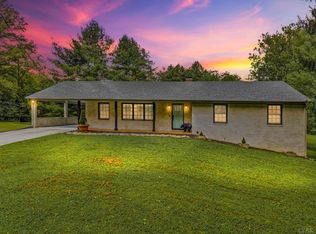 69 Creekview Ln, Lynchburg, VA 24501