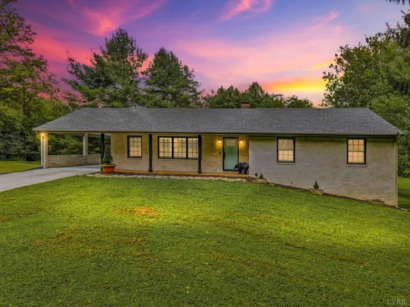 69 Creekview Ln, Lynchburg, VA 24501