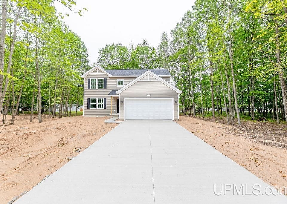 1st image of 79 Royal Oak Dr