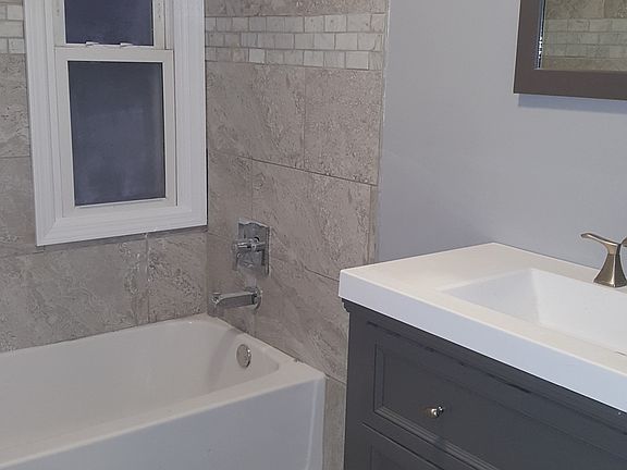 5th image of 4405 Wilcox Ave