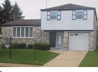 9722 Redd Rambler Dr, Philadelphia, PA 19115