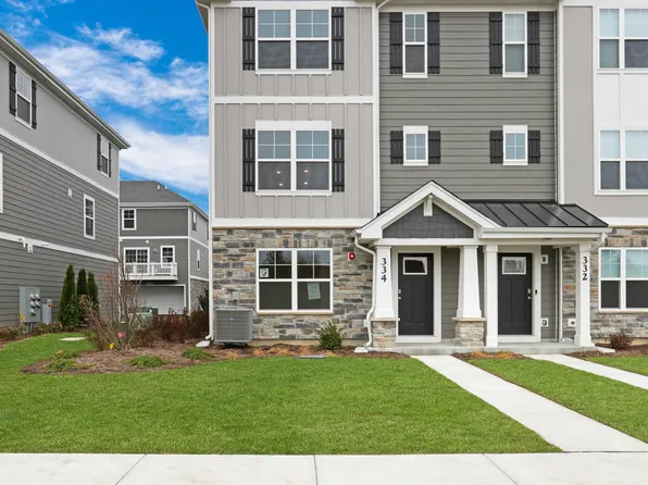 334 Basin Court St, Saint Charles, IL 60174