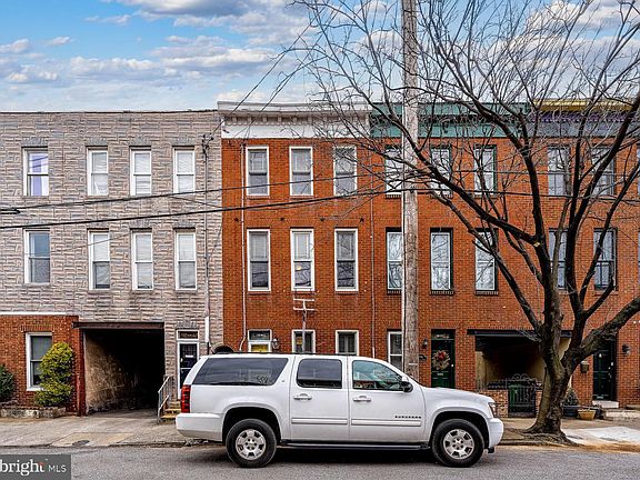 2nd image of 1153 Riverside Ave