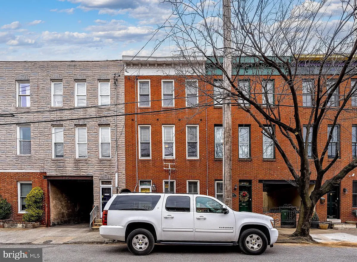 Building Photo - 1153 Riverside Ave