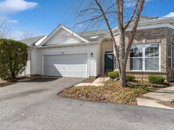 83 Ashbrook Ct, Grayslake, IL 60030